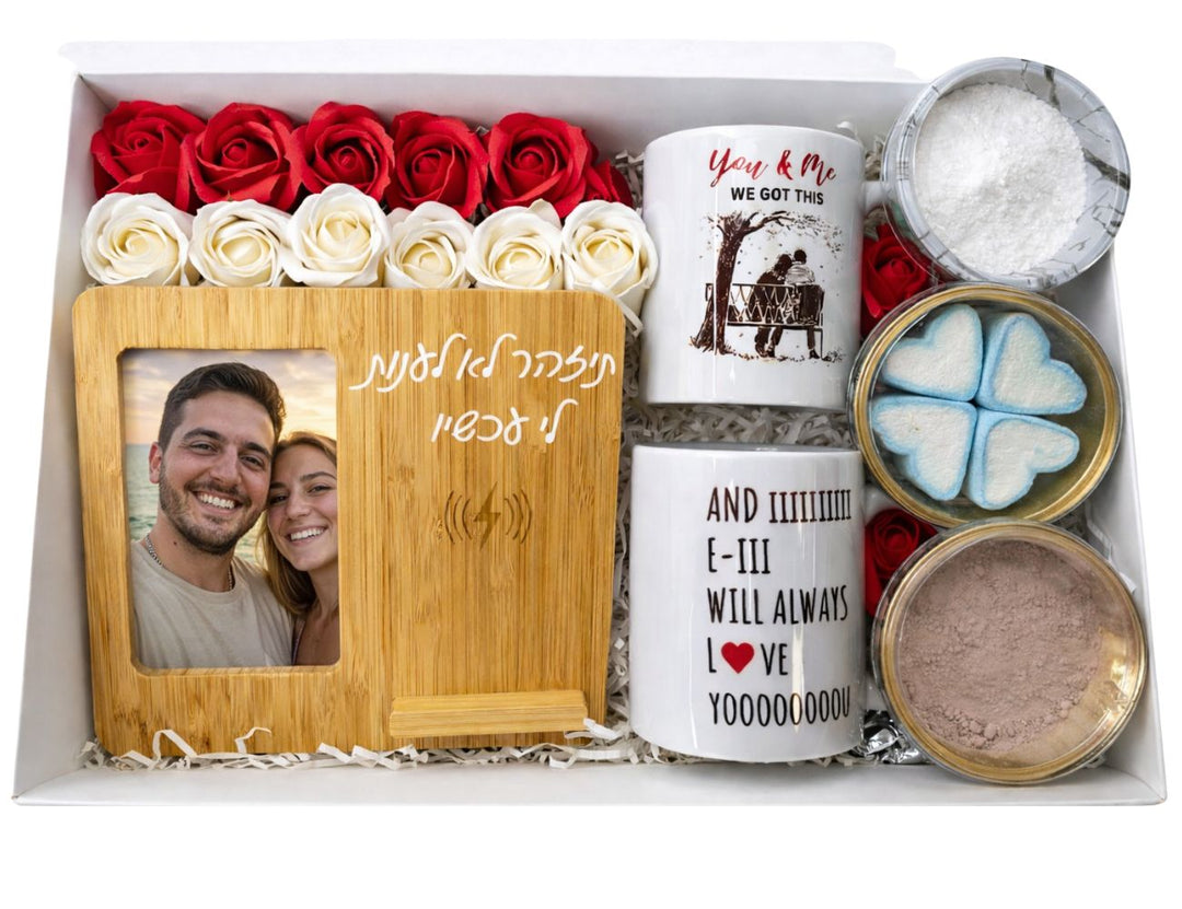 מטען אלחוטי עם תמונה ומסגרת במבוק