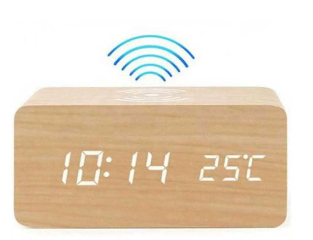 בהיר / ללא מארז שעון עץ דיגיטלי עם טעינה אלחוטית