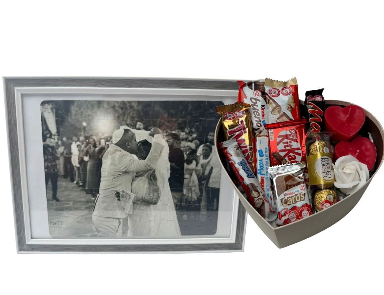 רגילה / מארז שוקולדים פאזל אהבה במסגרת