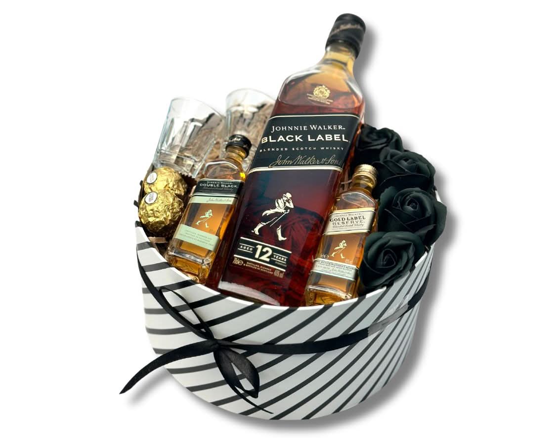 מארז וויסקי ג'וני טריפל